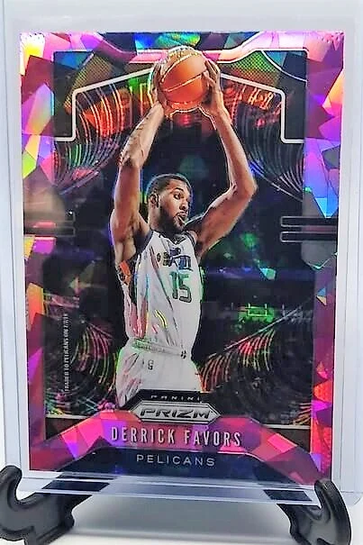 2019-20 Panini Prizm Derrick Favors Pink Cracked Ice Refractor New Orleans Pelicans Basketball Card