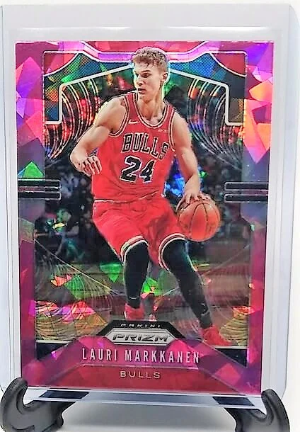 2019-20 Panini Prizm Lauri Markkanen Pink Cracked Ice Refractor Basketball Card