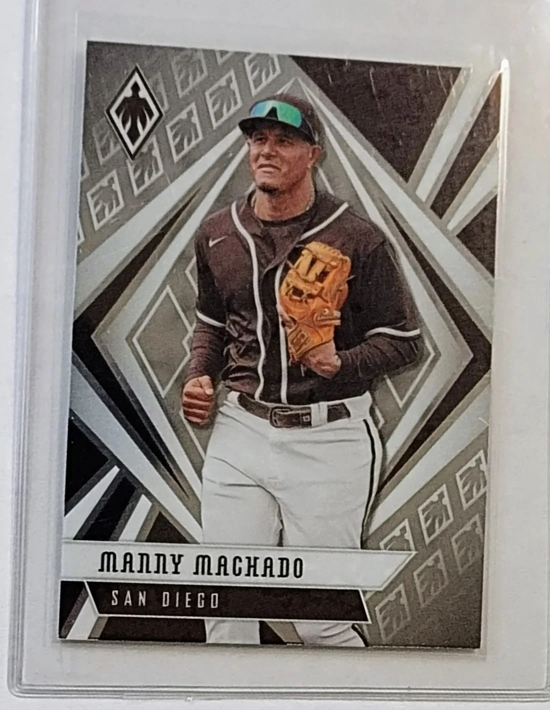 2021 Panini Chronicles Manny Machado Phoenix Sand Diego Padres Baseball Card AVM1