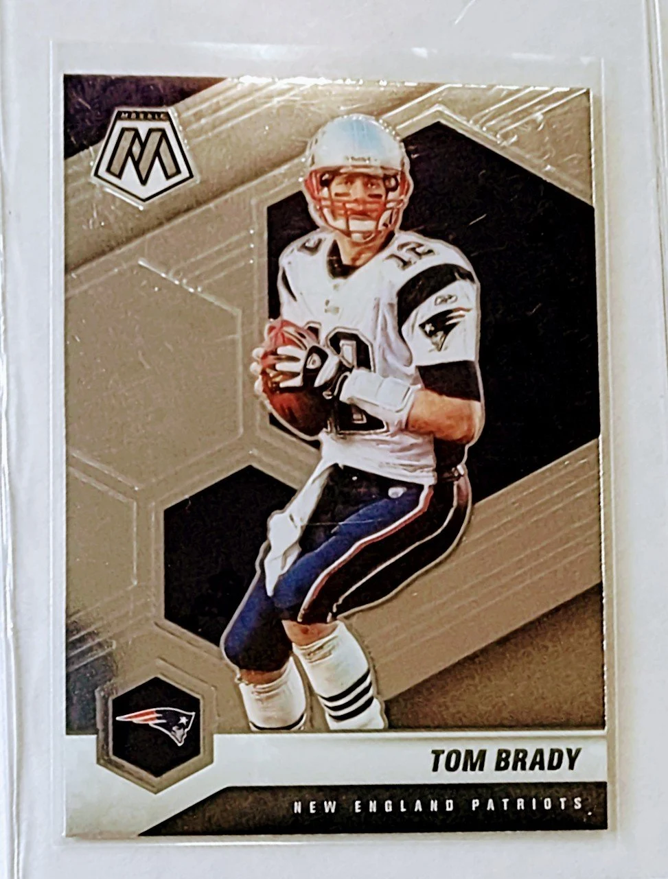 2021 Panini Mosaic Tom Brady New England Patriots Football Card AVM1
