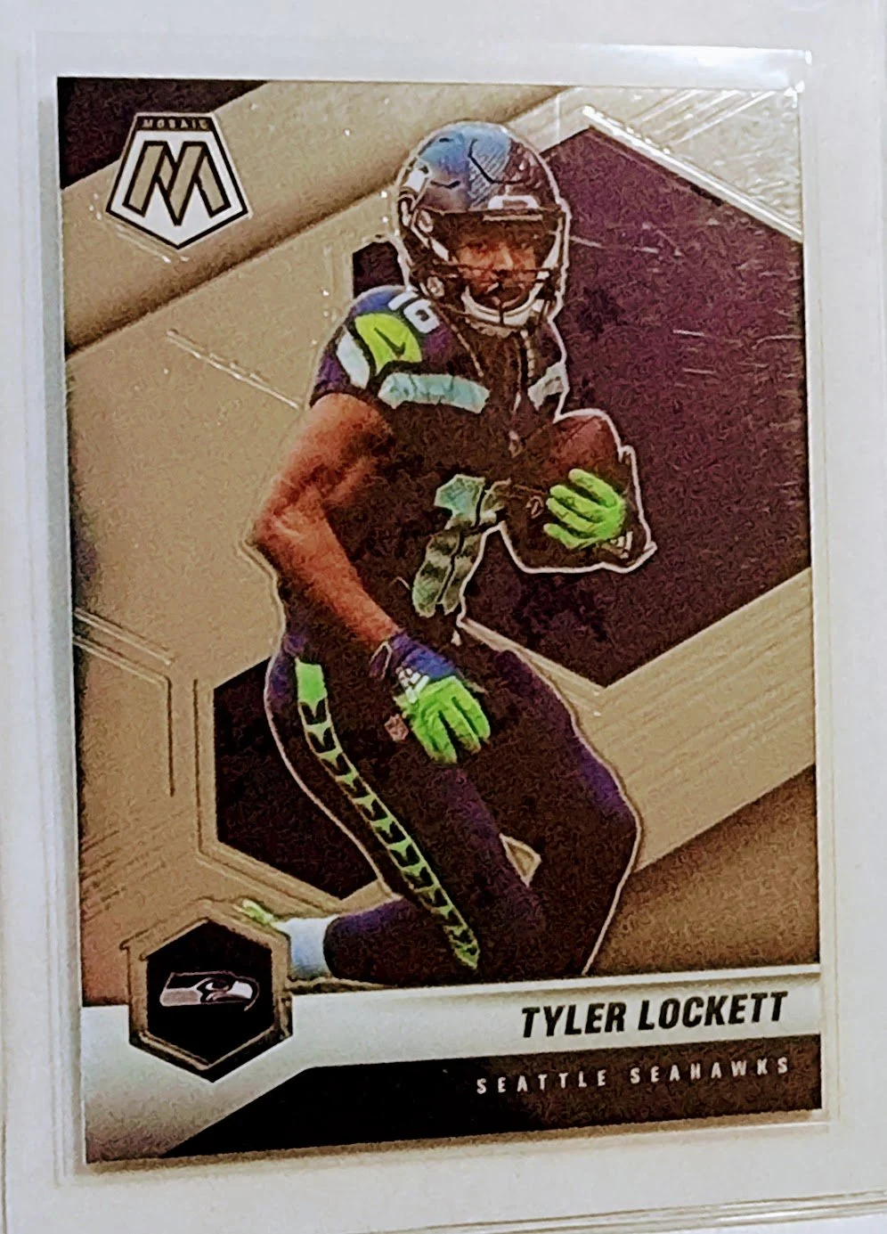 2021 Panini Mosaic Tyler Lockett Seattle Seahawks Football Card AVM1