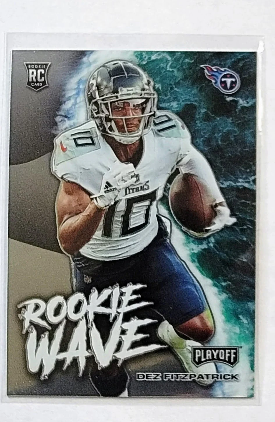 2021 Panini Playoff Dez Fitzpatrick Rookie Wave Tennessee Titans Football Card AVM1