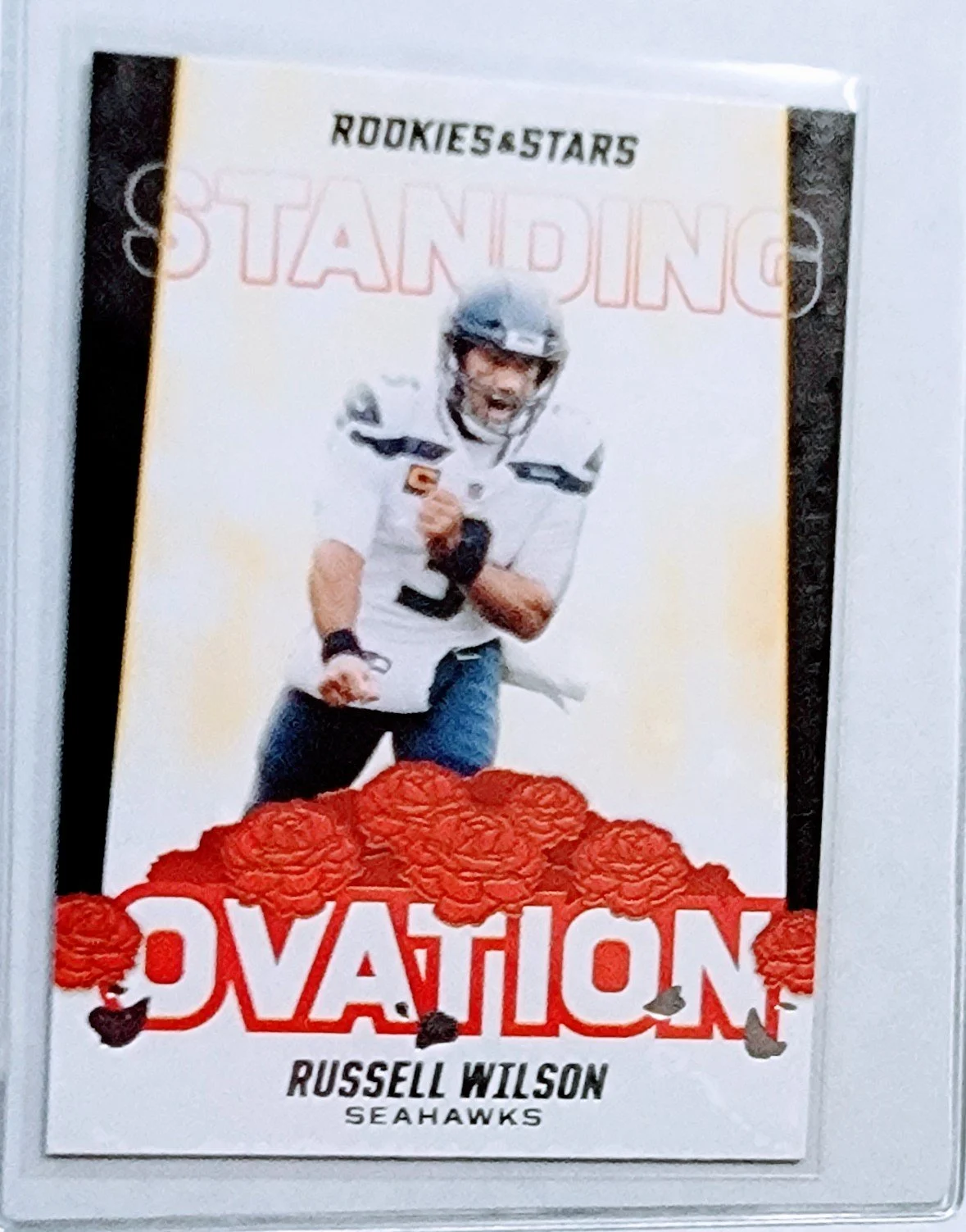 2021 Panini Rookies and Stars Russell Wilson Standing Ovation Seattle Seahawks Football Card AVM1