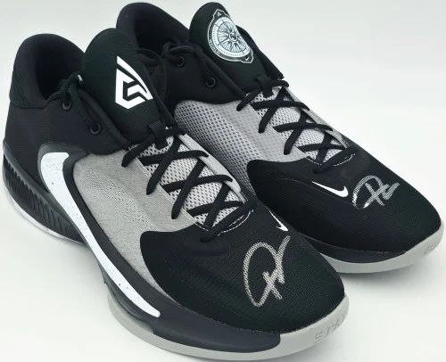 Giannis Antetokounmpo Autographed 2021 Player Exclusive (PE) Promo Baylor Gold Nike Zoom Freak 3 NCAA Shoes Size 17 (With Box) Beckett BAS Witness #3W396622 & #3W396623