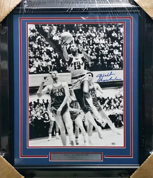 Wilt Chamberlain Autographed Framed 16x20 Photo Philadelphia 76ers Auto Grade Gem Mint 10 PSA/DNA #AO09134